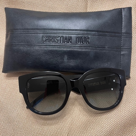 CHRISTIAN DIOR Wildior BU Cat Eye Gradient Smoke Glasses - Picture 1 of 10